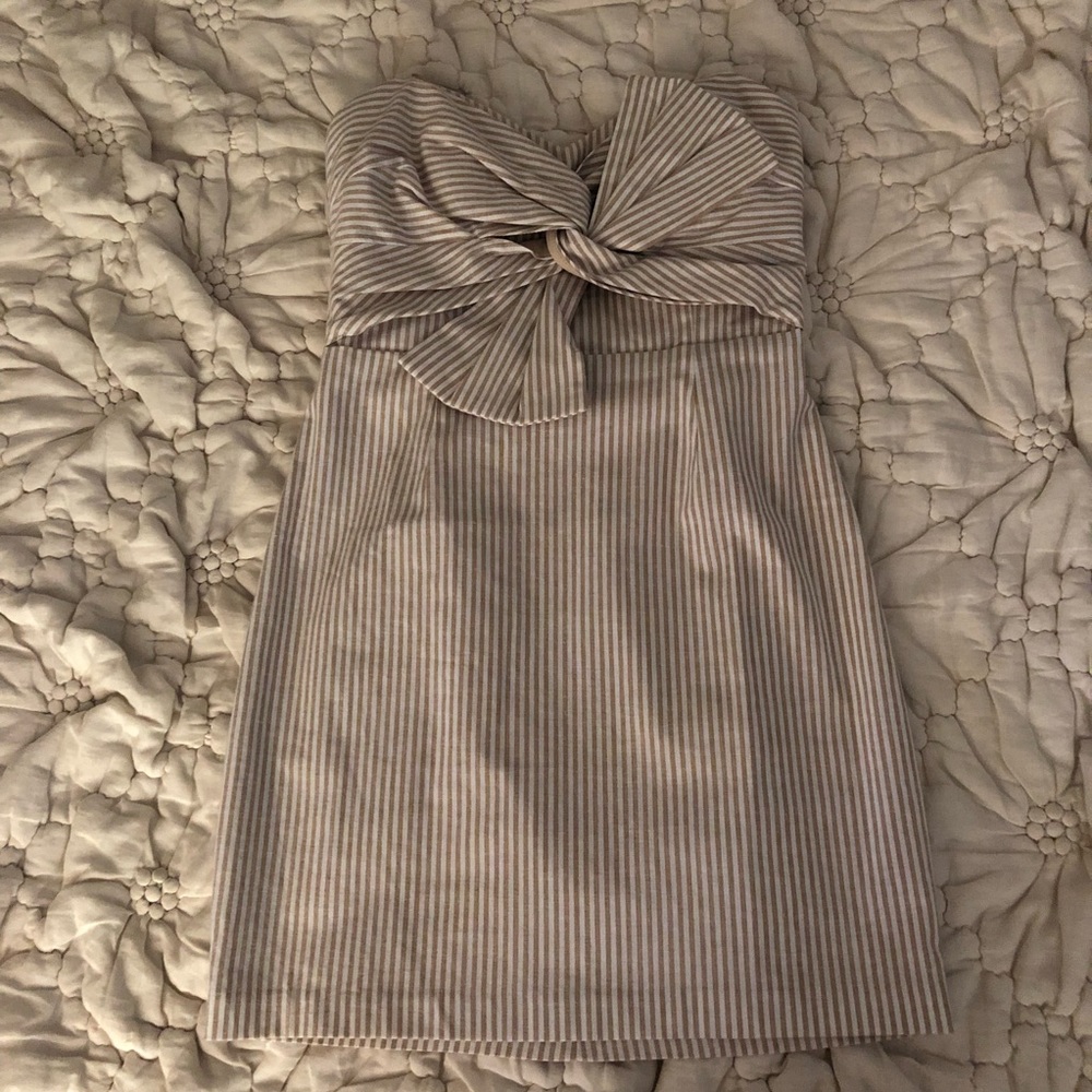 Lush strapless dress